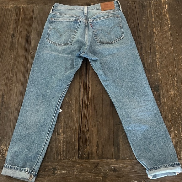 Levi's Premium Skinny Light Blue Denim - Picture 3 of 6